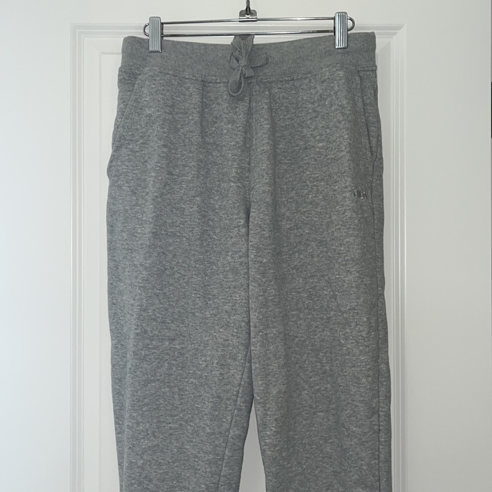 FILA RUNNING PANTS SIZE SMALL